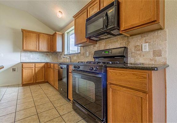 5th image of 4316 Latigo Cir