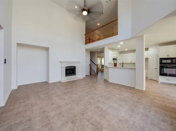 9998 Planters Row Dr, Frisco, TX 75033
