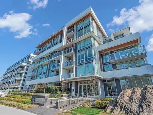 4988 Cambie St #102, Vancouver, BC V5Z 2Z5
