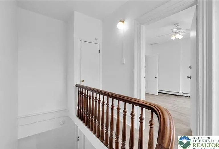 315 N 6th St #3 — Photo 5
