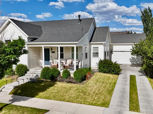 10227 S Otter Trail Dr, South Jordan, UT 84009