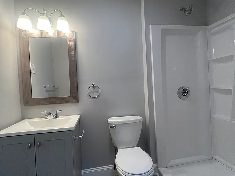106-108 Cherry St #4 — Photo 9