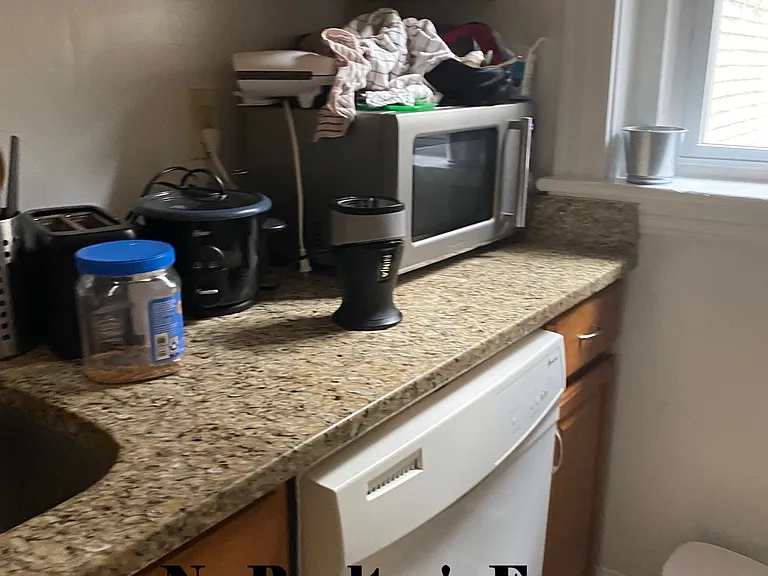 220 Jamaicaway — Photo 9