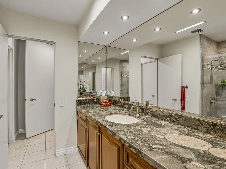 5 Stanford Dr — Photo 25
