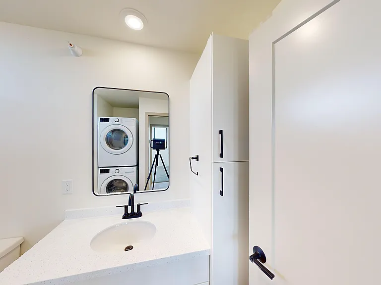 6004 S Coneflower Ave #201 — Photo 13