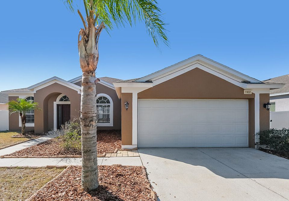 1st image of 1932 Heartland Cir