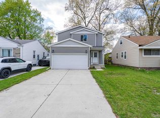 23785 Davey Ave, Hazel Park, MI 48030