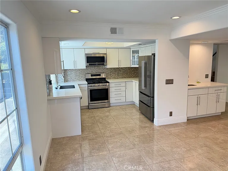 5340 Las Virgenes Rd #10 — Photo 15