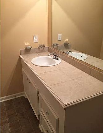 5th image of 224 Phyllis Ann Dr