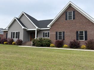 23 Naturalbrook Dr, Lumberton, NC 28360