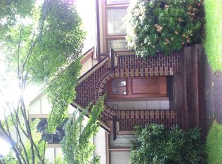 7032 18th Ave NE, Seattle, WA 98115