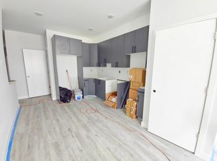 650 Brooklyn St #1, Philadelphia, PA 19104