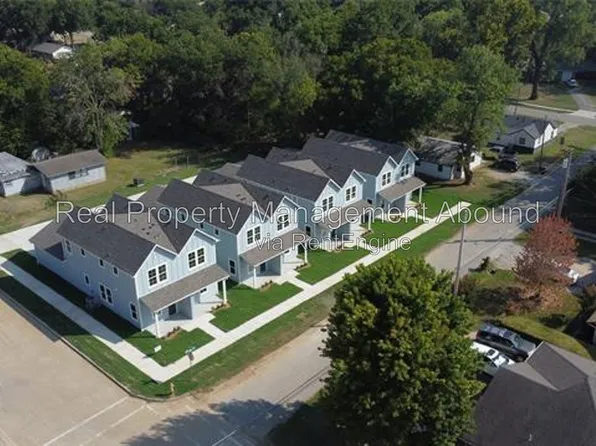 726 S Weenonah Ave, Claremore, OK 74017