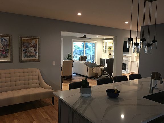 4th image of 411 N Barfield Dr