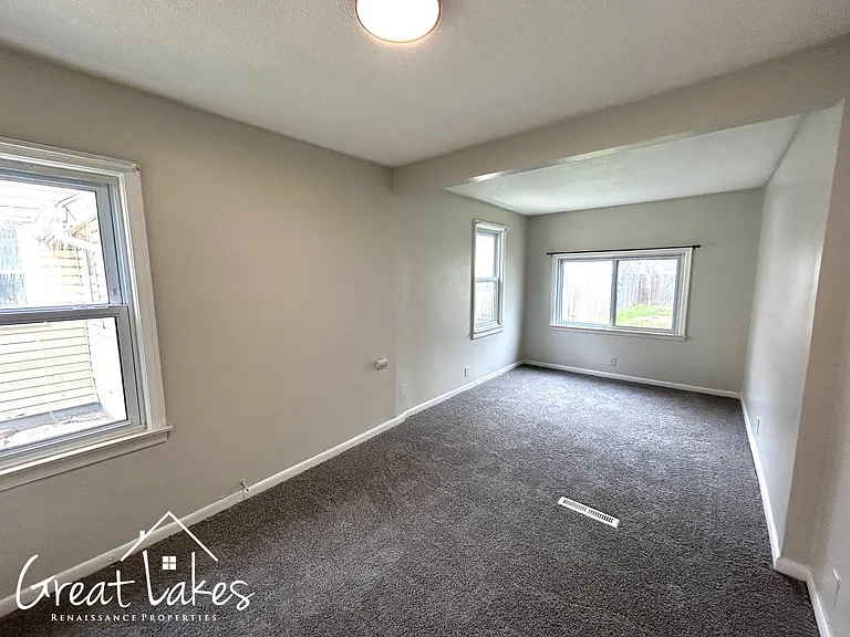 7511 Toepfer Rd — Photo 10