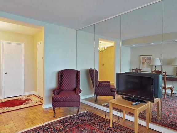4th image of 11820 Edgewater Dr APT 711