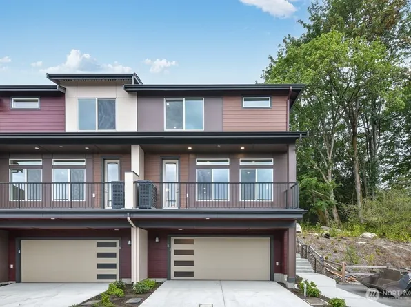 13216 NE 127th Way #E, Kirkland, WA 98034