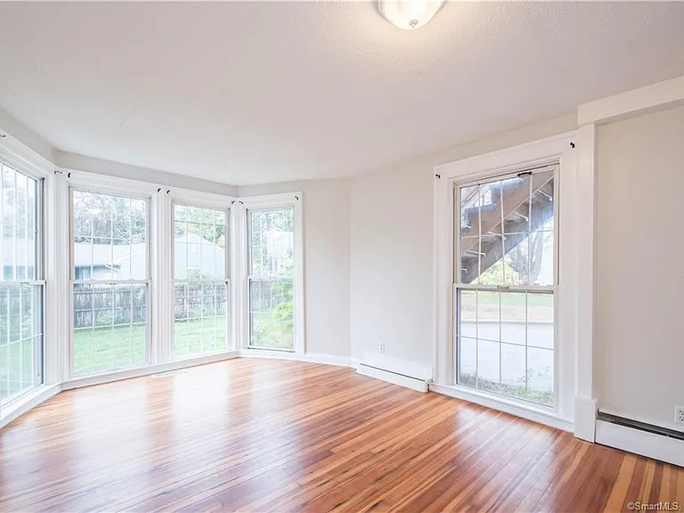 227 Windsor Ave #1 — Photo 5