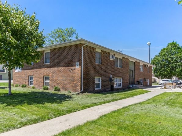 204 208 Main St | 204-208 Main St, Hills, IA