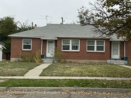 1719 E Ramona Ave Photo 1