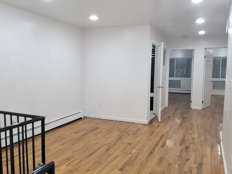 707 De Kalb Ave #1A — Photo 6