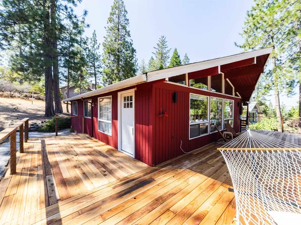 12018 Breckenridge Rd, Groveland, CA 95321