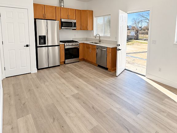 2nd image of 3611 E Avenue K