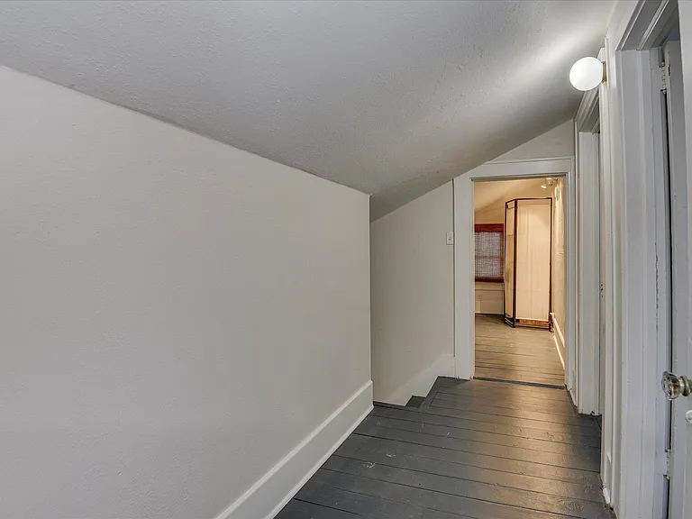 978 Heard Ave — Photo 13