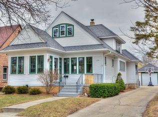 2550 N 65th St, Wauwatosa, WI 53213