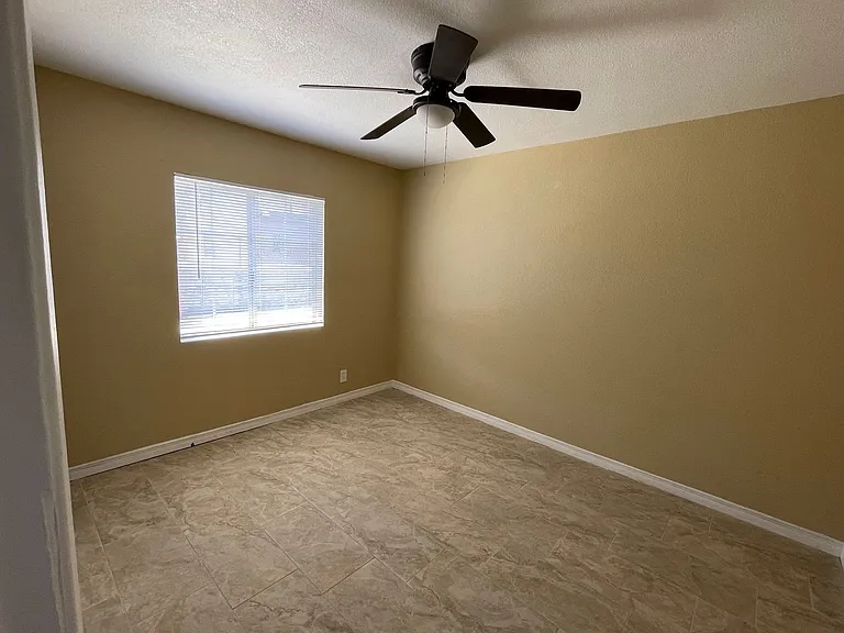 5330 Delta Dr — Photo 18
