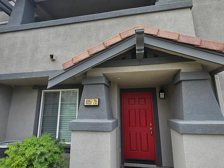 16957 Laurel Hill Ln #215 — Photo 29