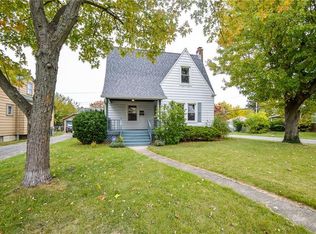 3325 Wellington Dr, Dayton, OH 45410