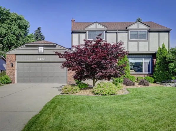 9430 Verbena Dr, Munster, IN 46321