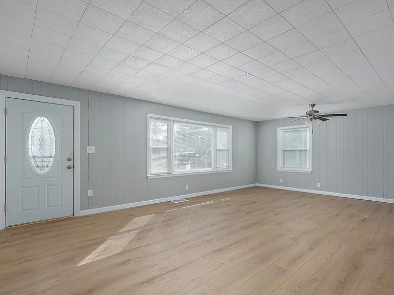 2051 E Marsa Dr — Photo 3