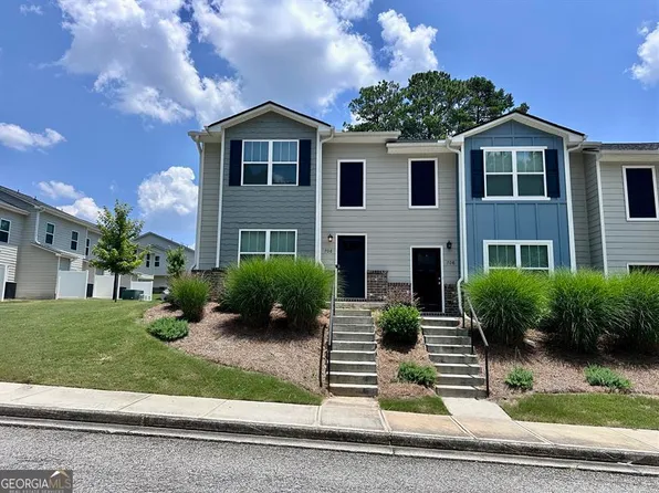 706 Keeshono St, Union City, GA 30291