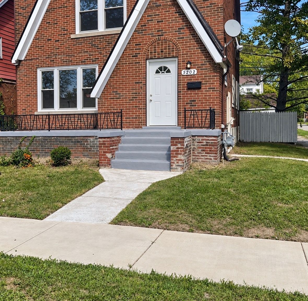 5202 Devonshire Rd # 1, Detroit, MI 48224