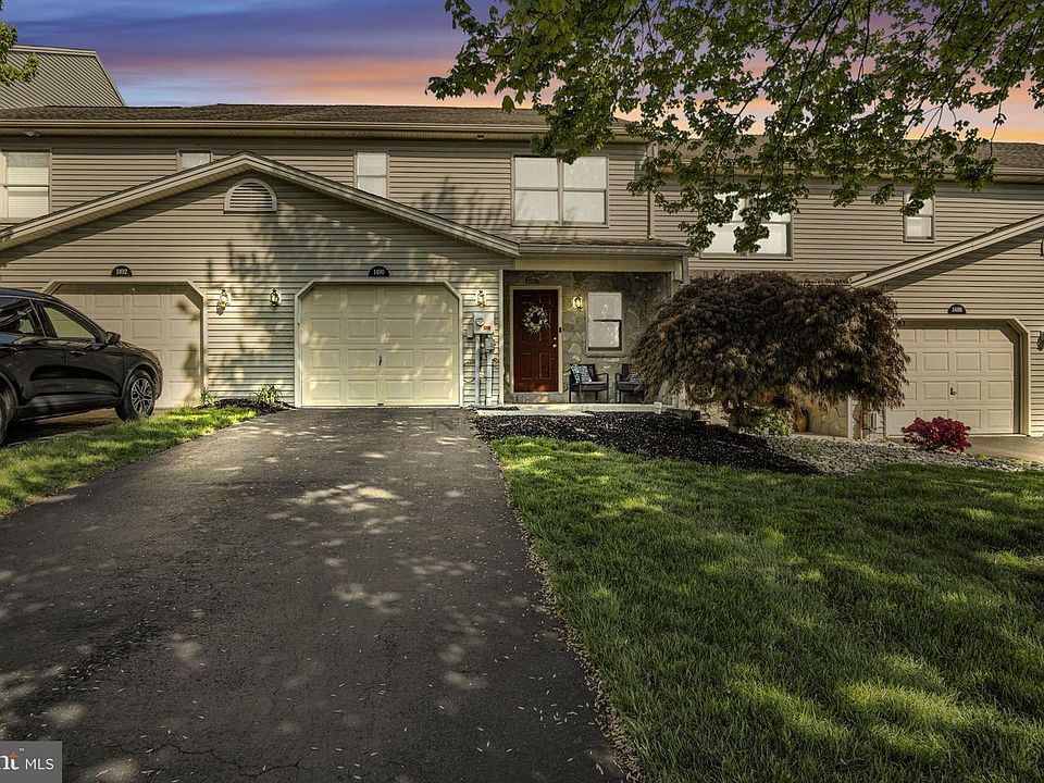 1st image of 1490 Maplewood Dr