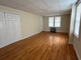 622-624 8th St #1L, Lyndhurst, NJ 07071