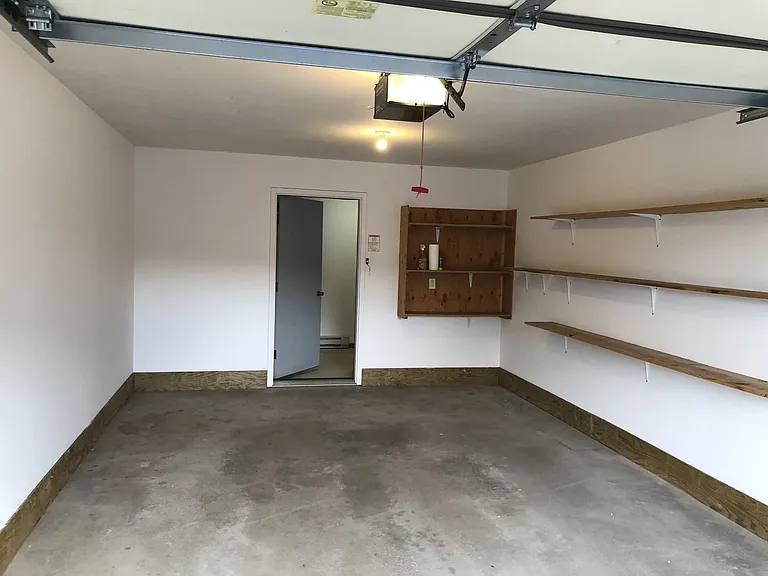 110 Jersey Ln #D — Photo 16