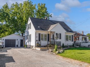 4 Manor Rd, Saint Catharines, ON L2N3B5