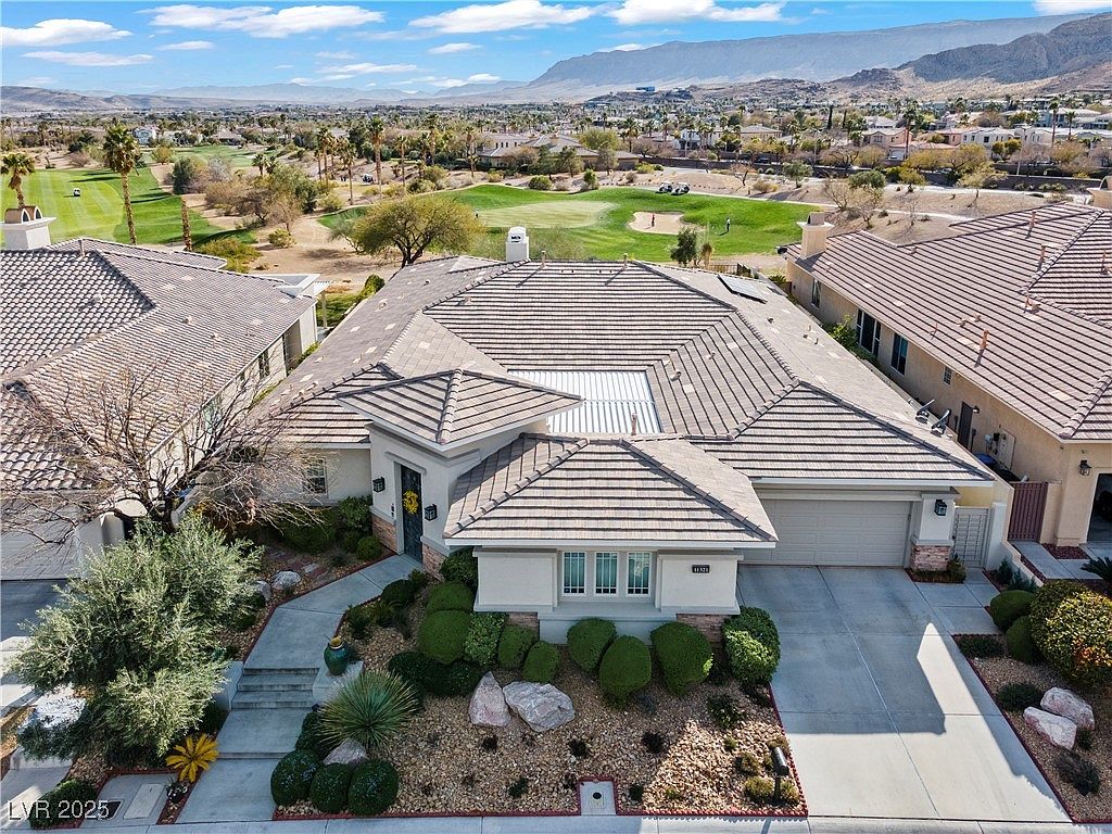 11321 Golden Chestnut Pl