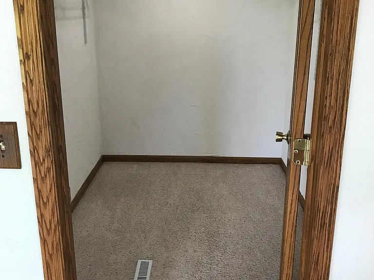 6861 Cross Country Rd — Photo 11