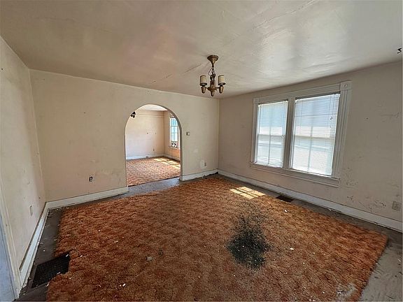4th image of 1425 N 11th St