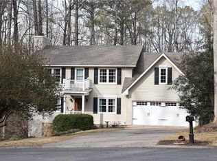 1032 Laurel Lake Dr, Ball Ground, GA 30107
