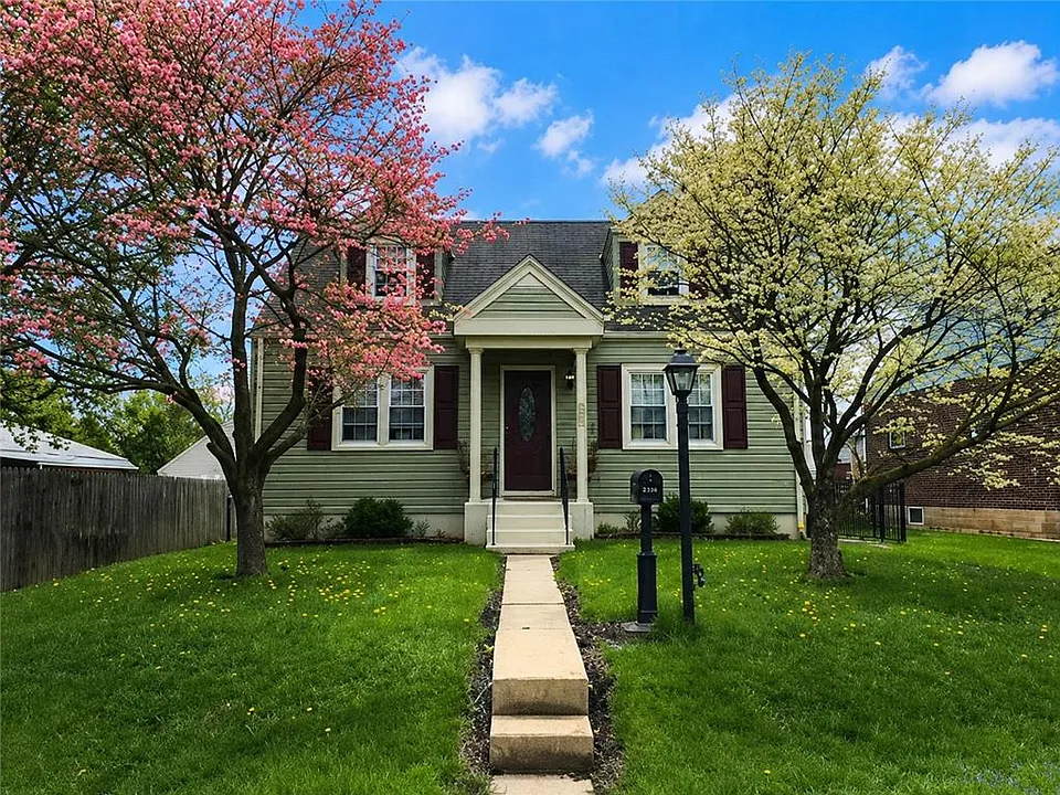 2336 W South St