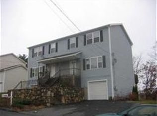 10 Arrowsic St, Worcester, MA 01606