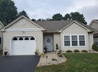 32 Molly Ln, Brick, NJ