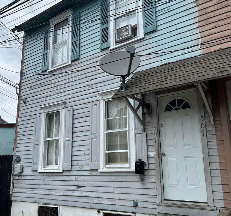 1st image of 507 N Refwal St