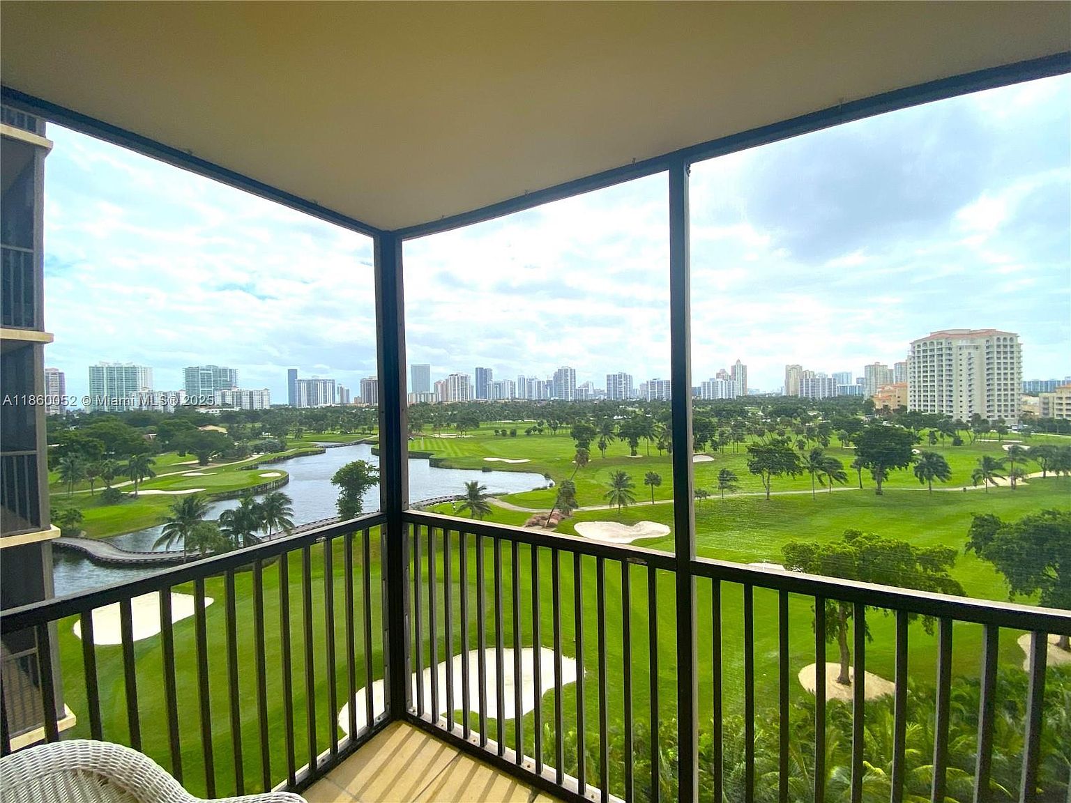 20379 W Country Club Dr #935-3