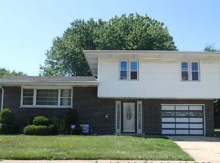 13940 S Richardson Ave, Robbins, IL 60472